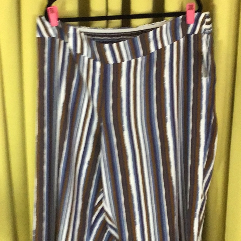 Plus size palooza pants lot185 size 3X by New Look